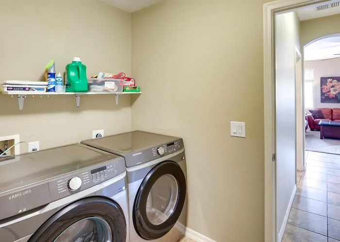 Holiday home Oasis W/ Game + Community Perks! Maricopa